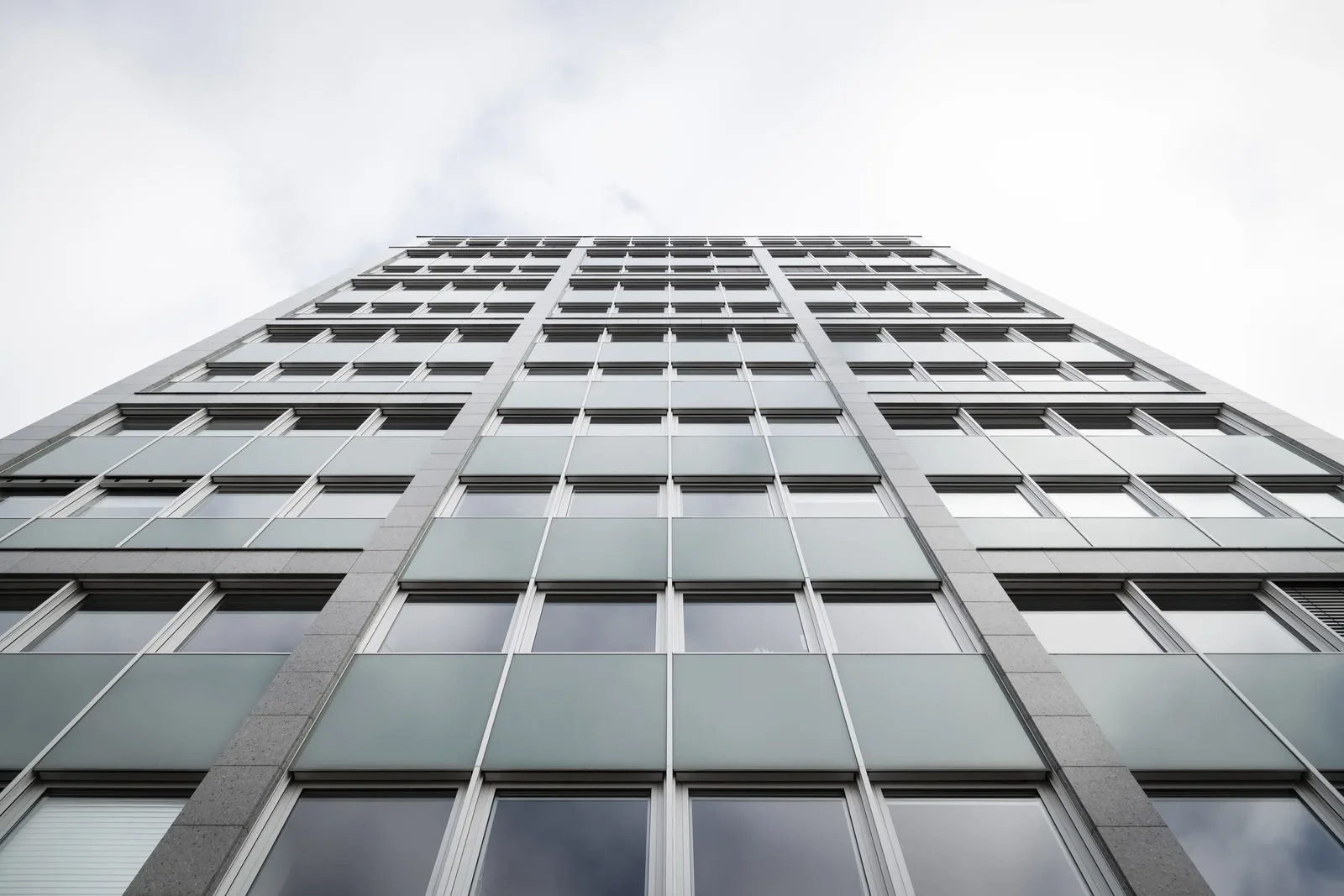 Fassade des Westend Quartier von unten gesehen